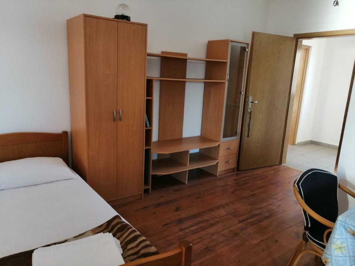 Apartmani Marin Seline Exterior photo